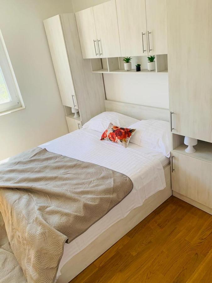 Apartments Nika Сукошан Экстерьер фото