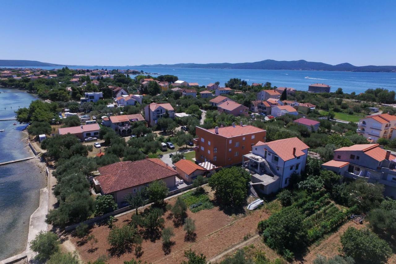 Apartments Nika Сукошан Экстерьер фото